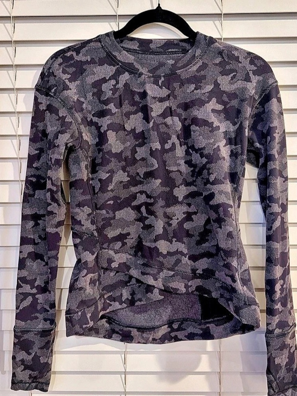 Lululemon Close to Crossing Long Sleeve *Rulu Camo Top Black & Gray Size 6